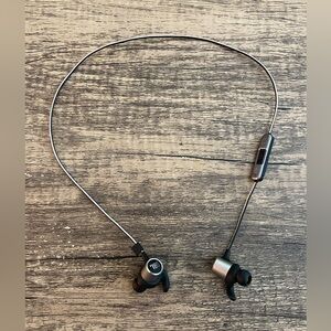 JBL Cordless In-Ear Headphones